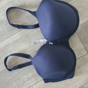 Victoria Secret Bra size 34DDD